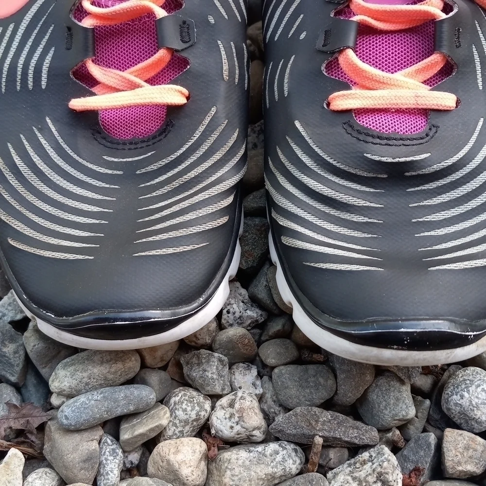 Nike free 3.0 sneakers size 7.5